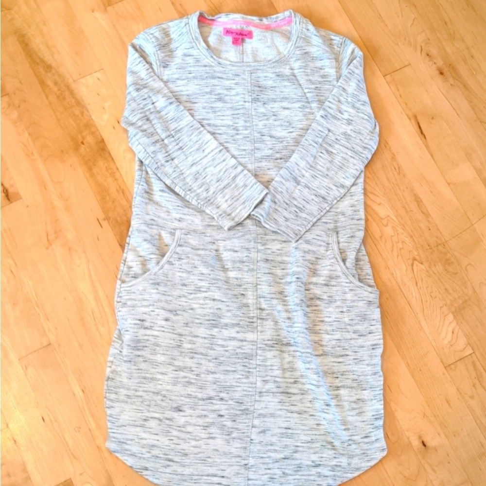 Betsey Johnson Gray Long Sleeve sweatshirt Dress w Pockets cozy casual knit